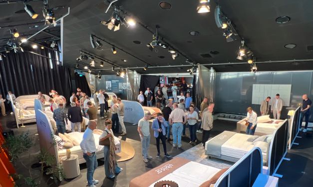 Gebroeders Dekkers presenteren UBICA 2.0 succesvol aan dealers. Bart Dekkers: ”Een droom!’